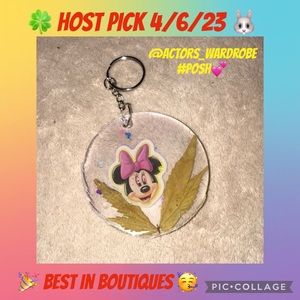 Custom epoxy red eyed Minnie Mouse keychain with my favorite leaf and ✨